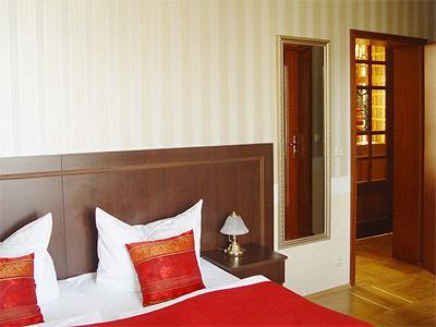 רוסטוק Hotel Altes Hafenhaus מראה חיצוני תמונה